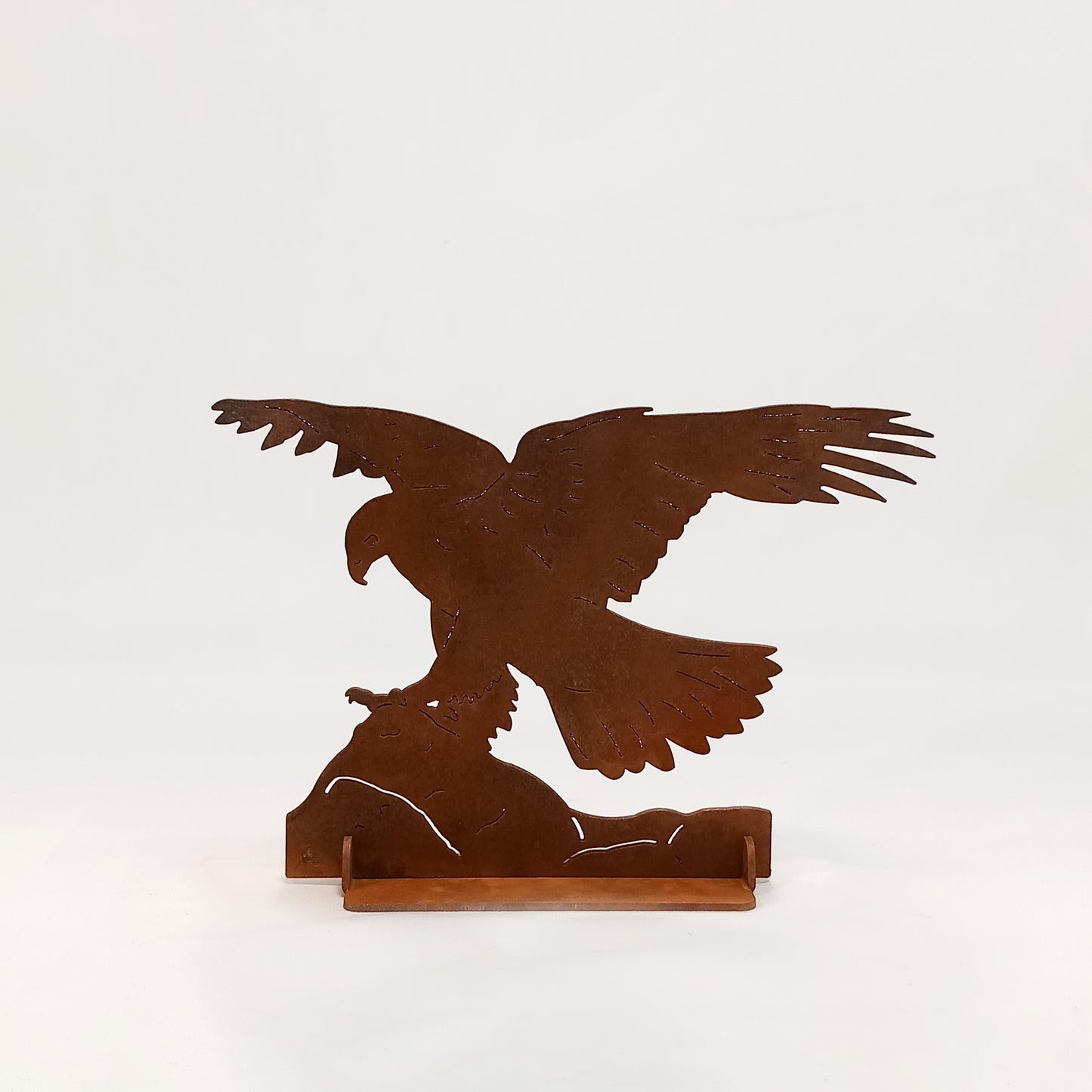 Aquila su roccia