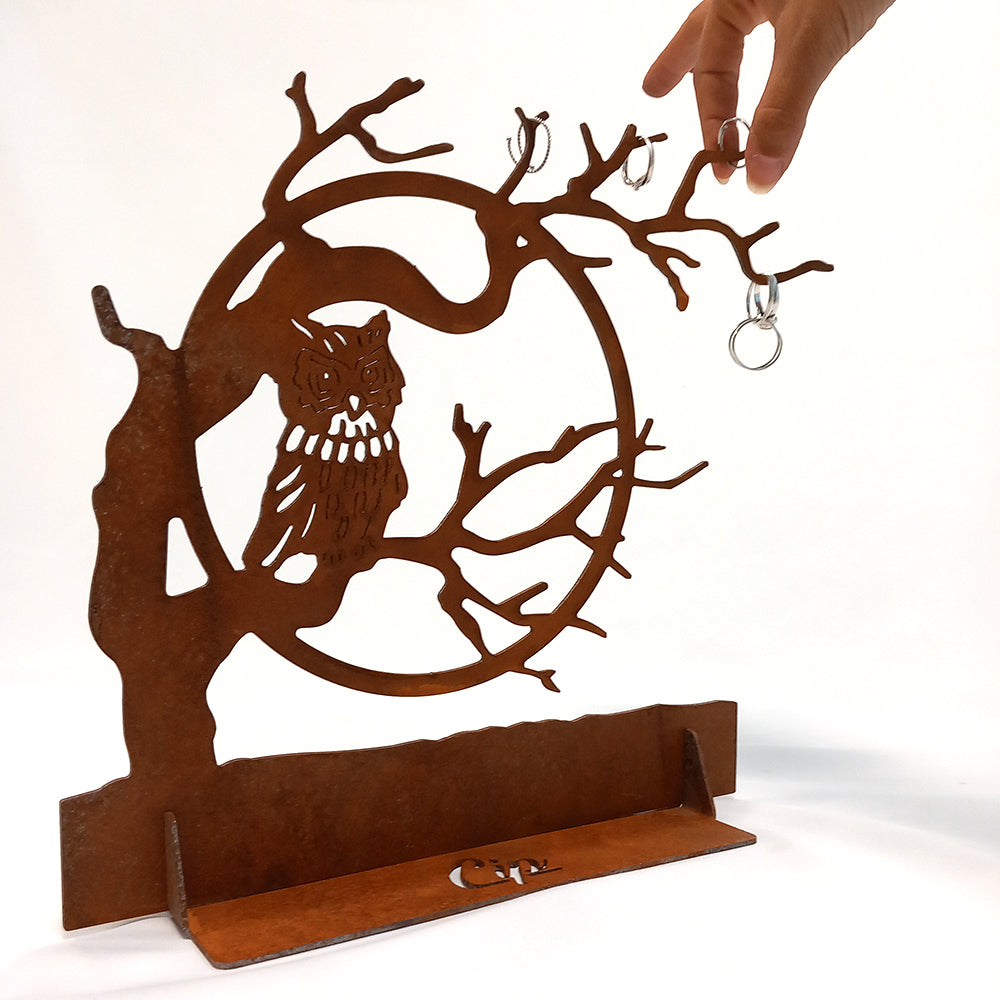 Gufo su albero